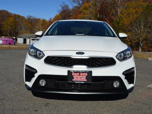 Used 2021 Kia Forte LXS image 2