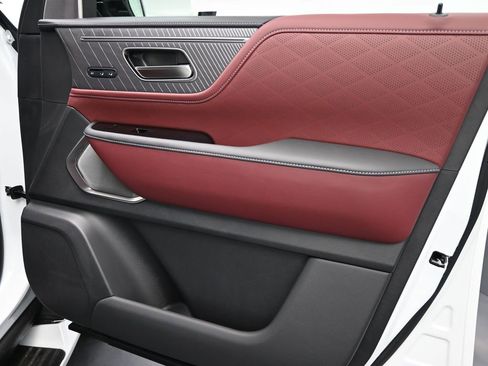 New 2026 INFINITI QX80 Autograph w/ Premium Cargo Package image 19