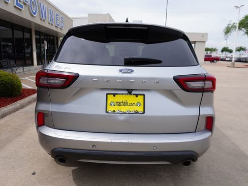Used 2023 Ford Escape ST-Line w/ Tech Pack #1 FWD image 5