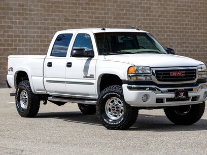 Used 2005 GMC Sierra 2500 SLE w/ Heavy-Duty Power Package