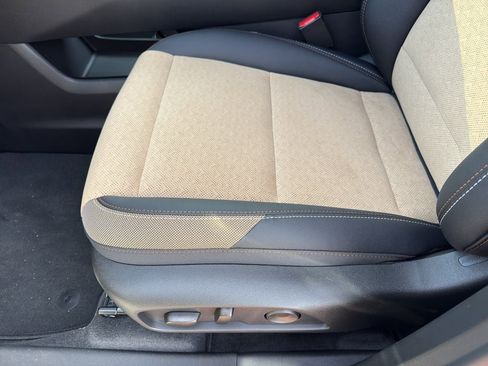 New 2026 Chevrolet Equinox ACTIV image 12