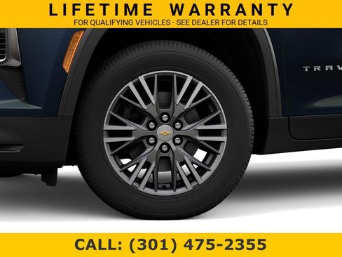 New 2026 Chevrolet Traverse LT w/ Driver Confidence Package FWD image 28