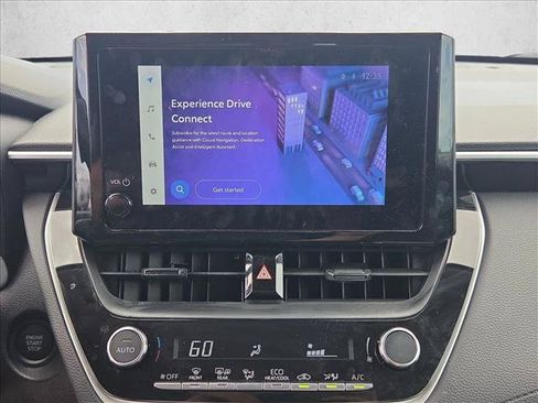 Used 2024 Toyota Corolla Cross LE FWD image 12