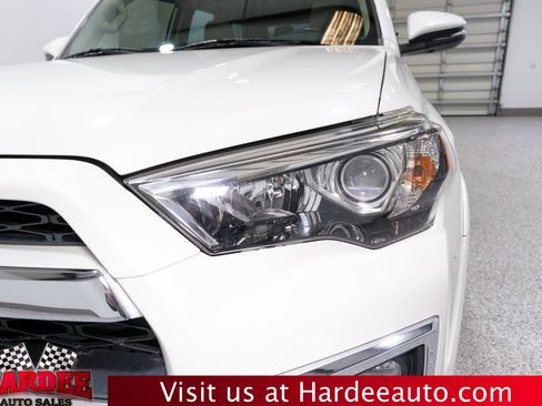 Used 2018 Toyota 4Runner Limited image 7