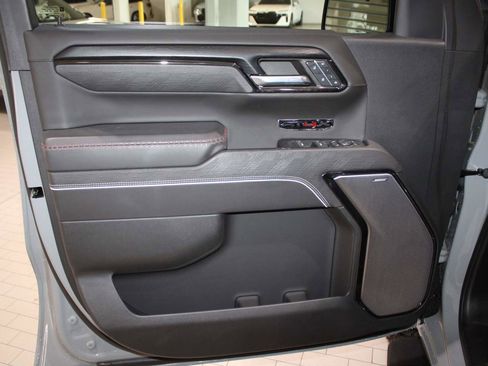 Used 2024 GMC Sierra 1500 AT4X AWD/4WD image 10