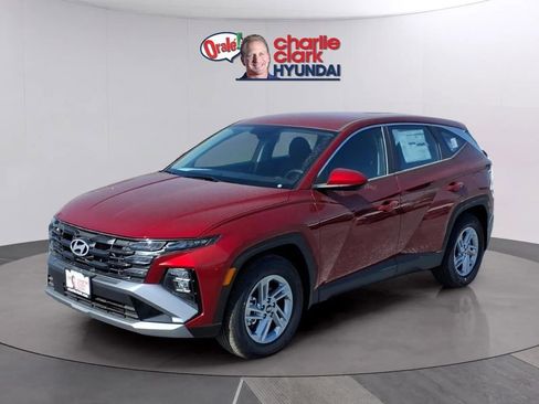 New 2026 Hyundai Tucson SE FWD image 1