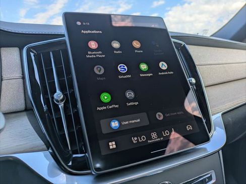 New 2026 Volvo XC90 B6 Plus w/ Protection Package Premier image 9