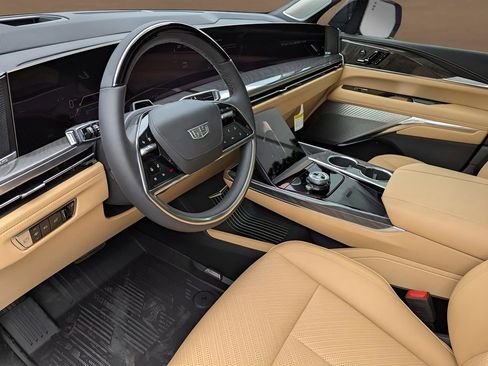 New 2026 Cadillac Escalade IQ Sport 2 w/ LPO, Floor Liner Package AWD/4WD image 7