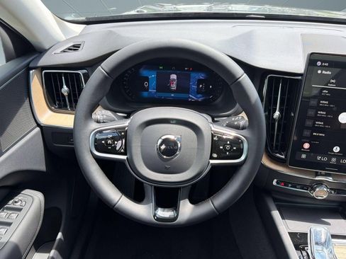 New 2026 Volvo XC60 B5 Core w/ Climate Package AWD/4WD image 11