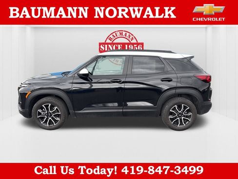 New 2025 Chevrolet TrailBlazer ACTIV w/ Convenience Package AWD/4WD image 2