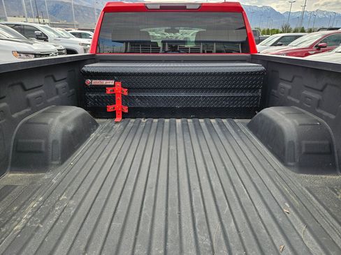 Used 2020 Chevrolet Silverado 1500 LT w/ All-Star Edition AWD/4WD image 28