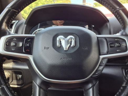 Used 2022 RAM 1500 Big Horn AWD/4WD image 16