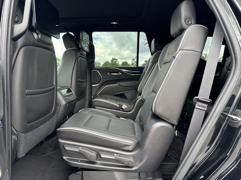 Used 2021 Cadillac Escalade Sport w/ Driver Assist Tech Package RWD image 32