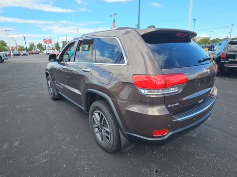 Used 2019 Jeep Grand Cherokee Limited AWD/4WD image 5