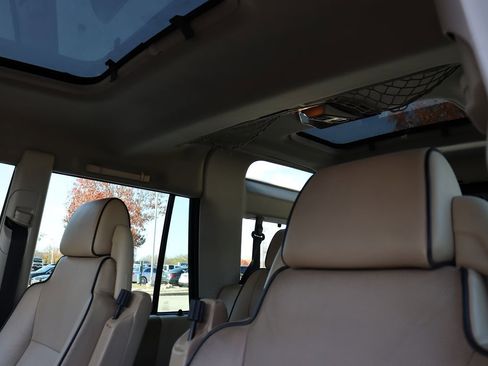 Used 2004 Land Rover Discovery SE image 13