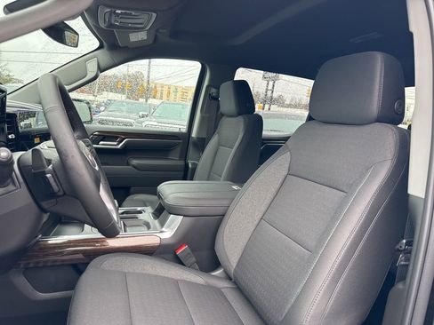 New 2026 GMC Sierra 1500 Elevation image 18