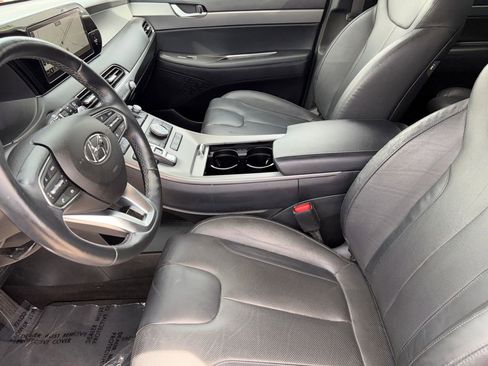 Used 2022 Hyundai Palisade SEL w/ Premium Package FWD image 9