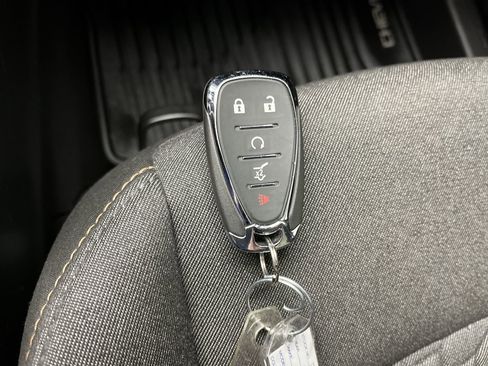 Used 2019 Chevrolet Equinox LT FWD image 28