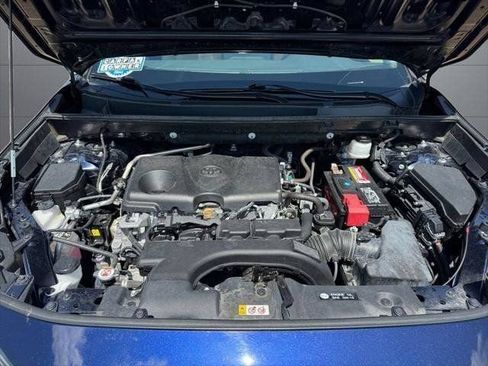 Certified 2019 Toyota RAV4 XLE Premium w/ All Weather Liner Package AWD/4WD image 82