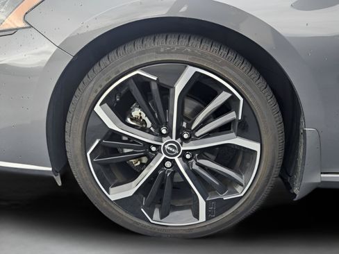 Used 2023 Nissan Altima 2.5 SR AWD/4WD image 32