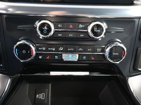 New 2025 Ford F150 Lariat w/ Equipment Group 501A Mid image 17