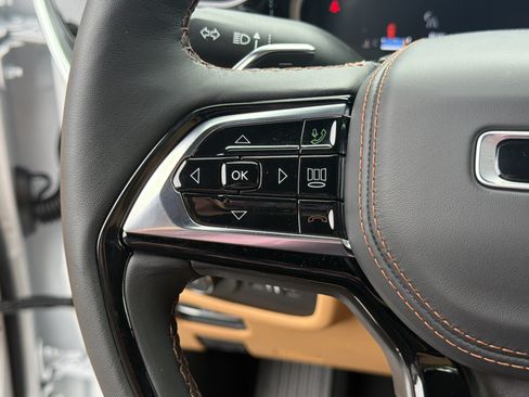 New 2026 Jeep Grand Cherokee L Summit AWD/4WD image 30