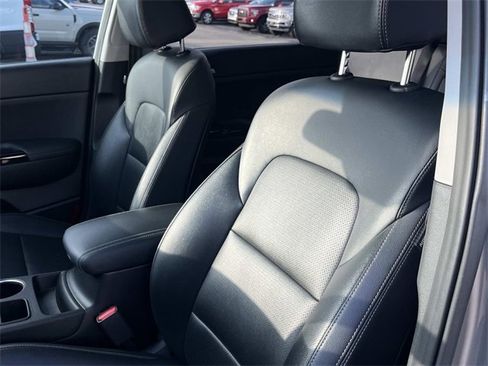 Used 2022 Kia Sportage EX image 30