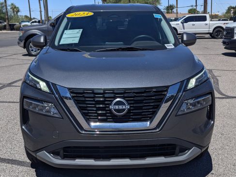 Used 2023 Nissan Rogue SV FWD image 6