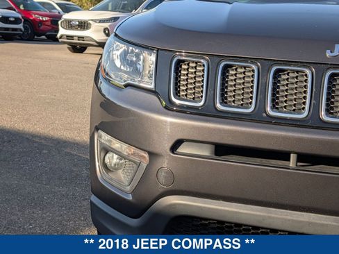 Used 2018 Jeep Compass Latitude w/ Popular Equipment Group image 9