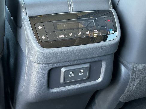 New 2026 INFINITI QX60 Pure image 16