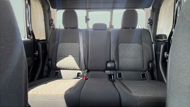 Used 2026 Jeep Gladiator Mojave AWD/4WD image 20