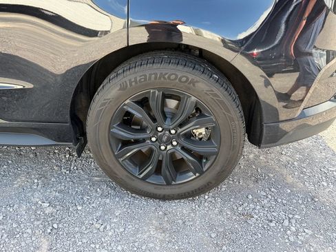 Used 2024 Ford Edge SE w/ Black Appearance Package AWD/4WD image 47