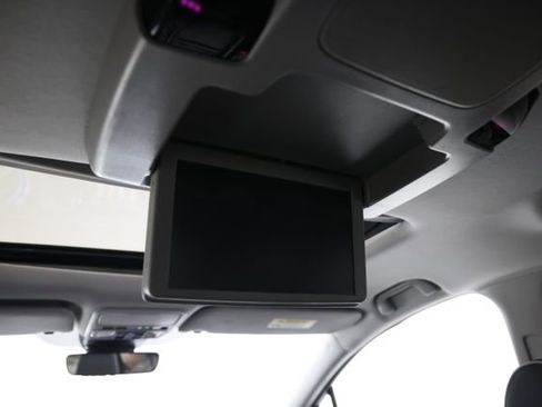 Used 2023 Honda Odyssey Elite image 37