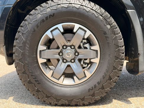 Used 2017 Nissan Frontier SV RWD image 12