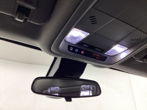 Used 2022 Chevrolet Equinox LT image 27