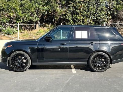 Used 2020 Land Rover Range Rover HSE image 2