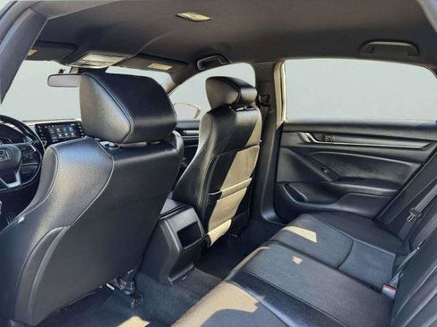 Used 2020 Honda Accord Sport image 35