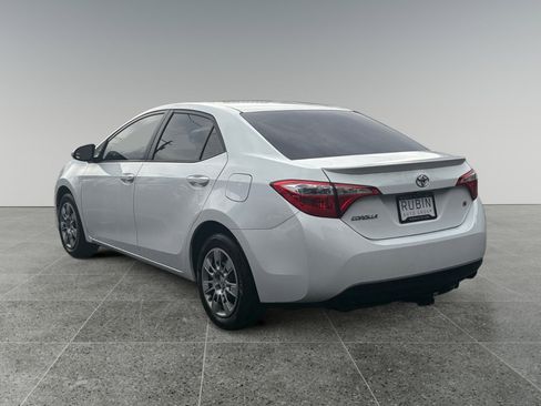Used 2015 Toyota Corolla S Premium image 6