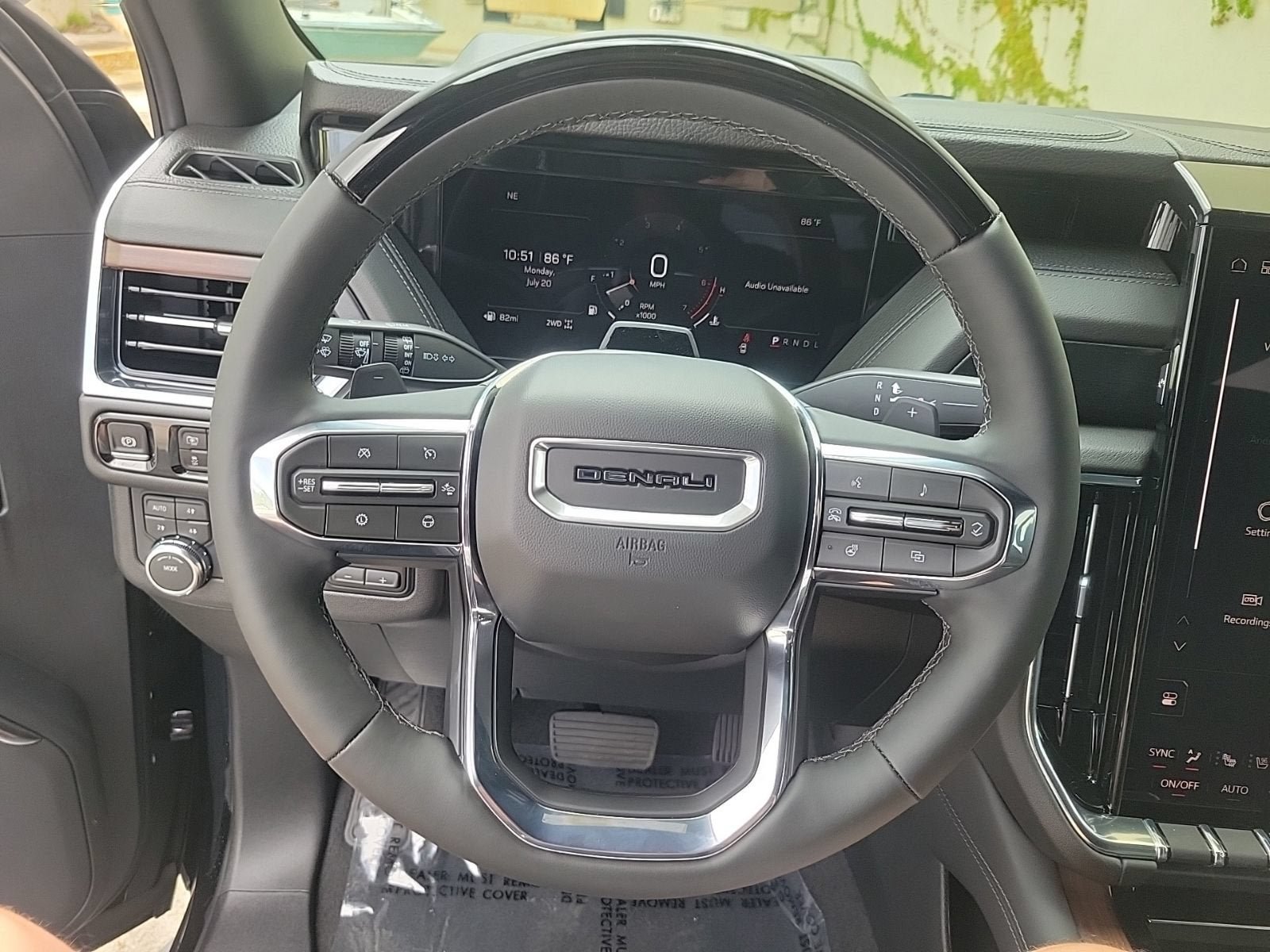 New 2026 GMC Yukon Denali w/ Advanced Technology Package AWD/4WD image 22