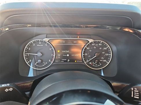 Used 2023 Nissan Pathfinder SL image 12