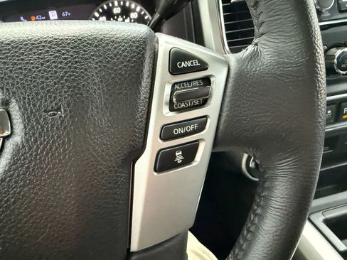 Used 2021 Nissan Titan SV w/ SV Convenience Package image 28