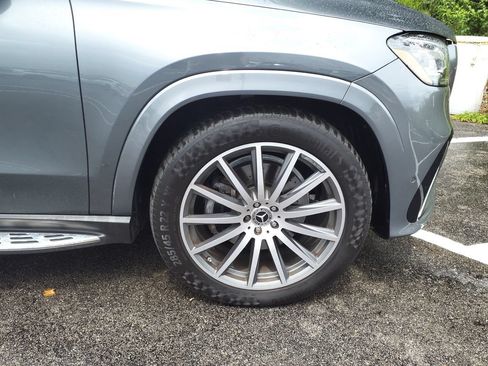 Certified 2024 Mercedes-Benz GLS 580 4MATIC image 9