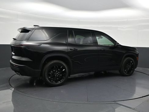 Used 2024 Chevrolet Traverse LS w/ Midnight/Sport Edition FWD image 8