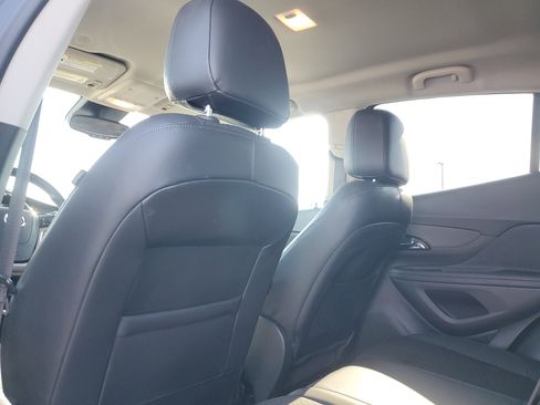 Used 2020 Buick Encore Preferred w/ Safety Package image 9