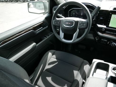 New 2026 GMC Sierra 1500 Elevation AWD/4WD image 11
