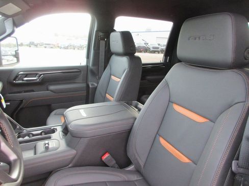 New 2026 GMC Sierra 2500 AT4 image 14