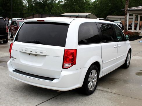 Used 2016 Dodge Grand Caravan SE w/ Quick Order Package 29E SE image 24