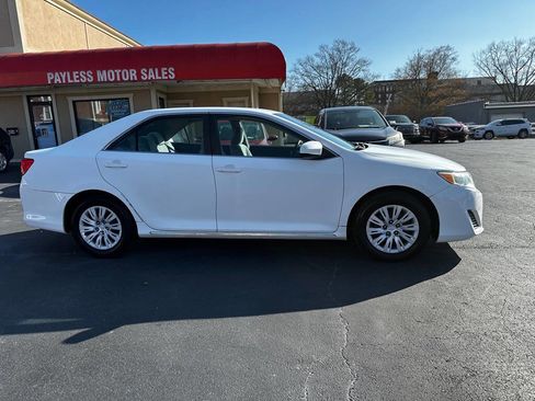 Used 2012 Toyota Camry LE image 8