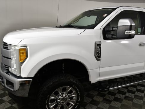 Used 2017 Ford F250 Lariat w/ Chrome Package AWD/4WD image 10