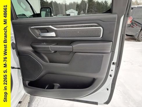 Used 2021 RAM 1500 Big Horn AWD/4WD image 35